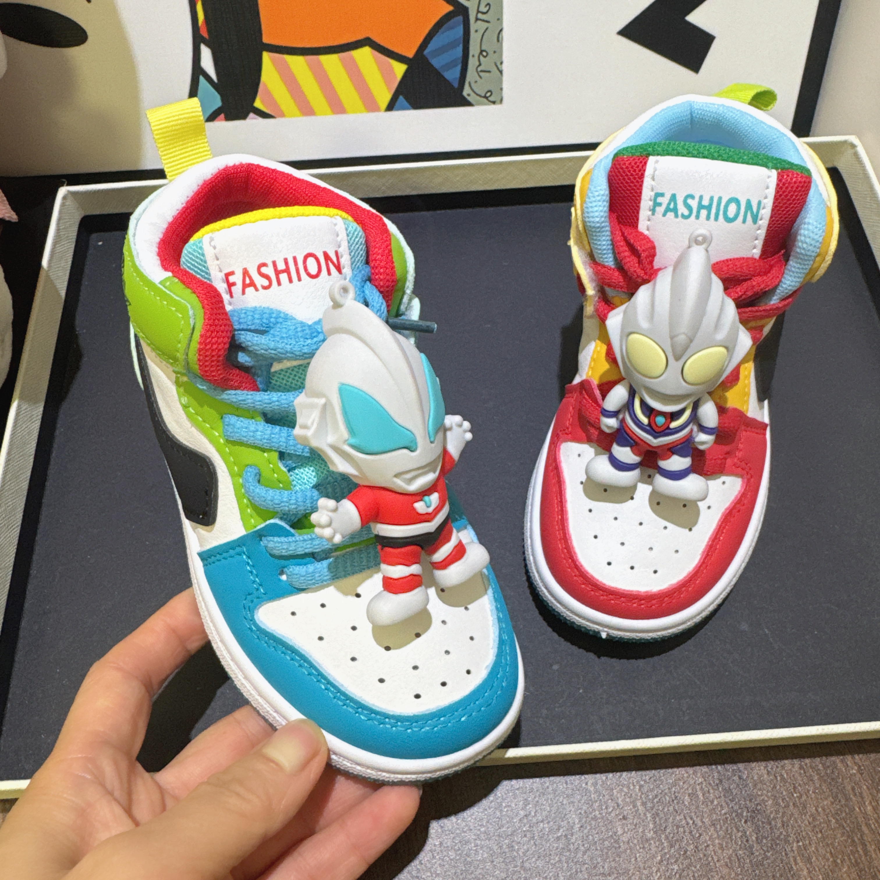 男童潮鸳鸯高帮板鞋奥特曼2025秋季舒适中大童鞋儿童休闲鞋运动鞋