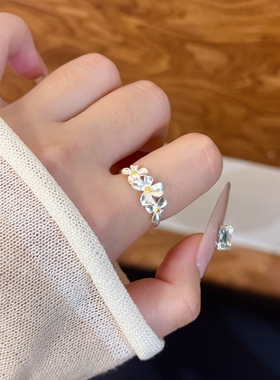 钰述女士纯银轻奢繁花戒指开口