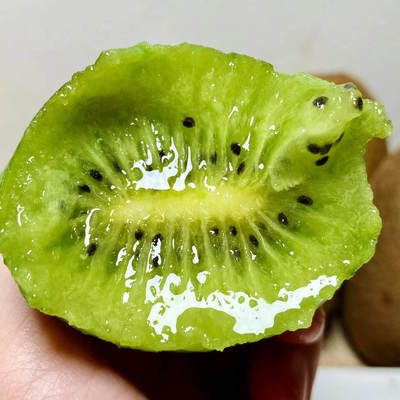 陕西周至正宗金福猕猴桃新鲜水果香甜绿心奇异果当季整箱弥猴桃