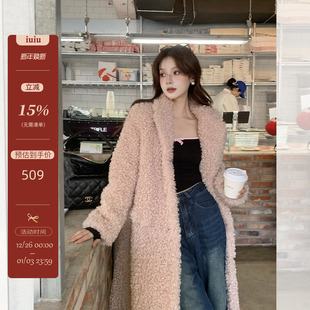 毛绒质感皮草外套女 卷卷羊羔毛翻领淑女优雅气质长款 IUIU ONLINE