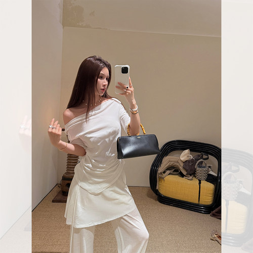IUIU阿晶家 「日常私服 舒服好穿」设计感多穿法百搭斜肩T恤女夏
