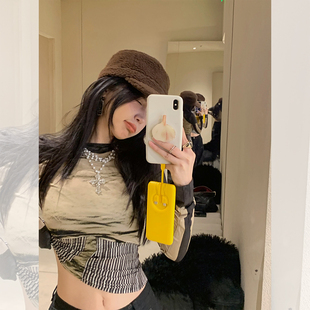 IUIU ONLINE 褐灰修身辣妹解构印花T恤小众设计显瘦宽松圆领短袖