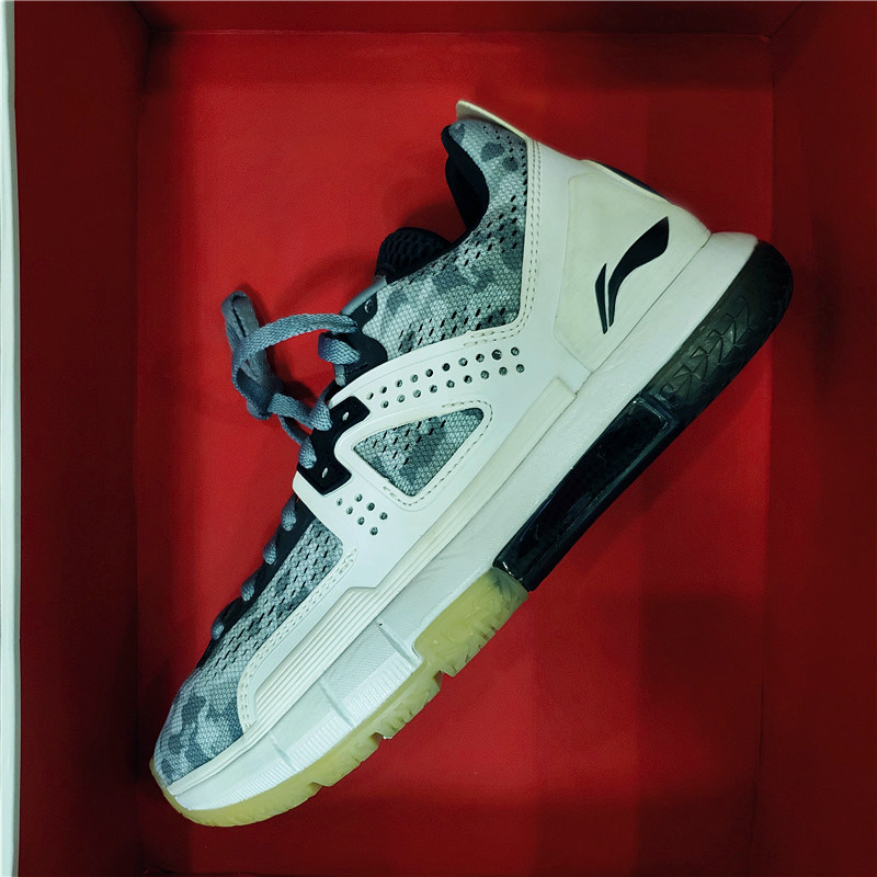 wow韦德之道way of wade5沙漠透气男子专业缓震篮球鞋abam057-6