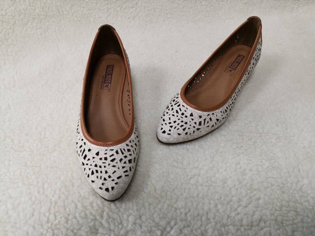 西班牙派高雁Pikolinos原单春夏新款娄空经典真皮粗跟浅口单鞋女在类目 女鞋, 低帮鞋中 - 来自Buy2taobao.com提供专业的淘宝代购服务