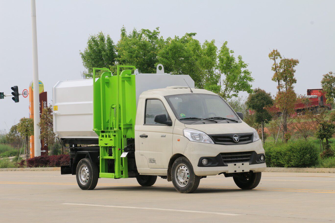 福田祥菱挂桶垃圾车3方国六蓝牌垃圾环卫车保洁车清扫车水定金