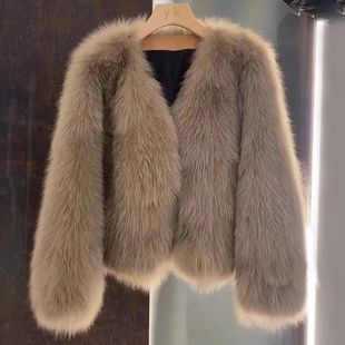 小香风皮草外套女2025新款秋冬高级感小个子加绒短款毛毛皮毛一体