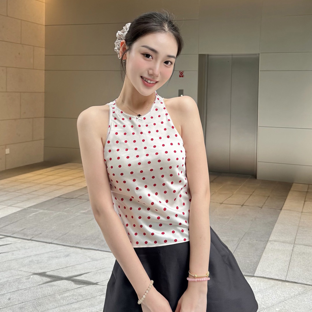 LOOSINGWHITE设计师2025夏季清凉醋酸背后系带上衣无袖圆领小衫女