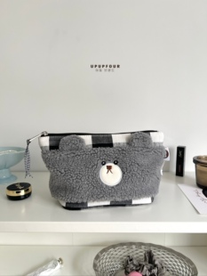 upupfour「小熊噜噜」韩国原创可爱便携羊羔绒高品质化妆包收纳袋