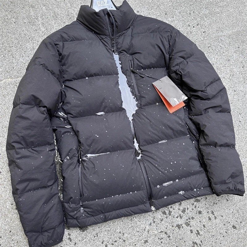 美系螺母立领面包羽绒服