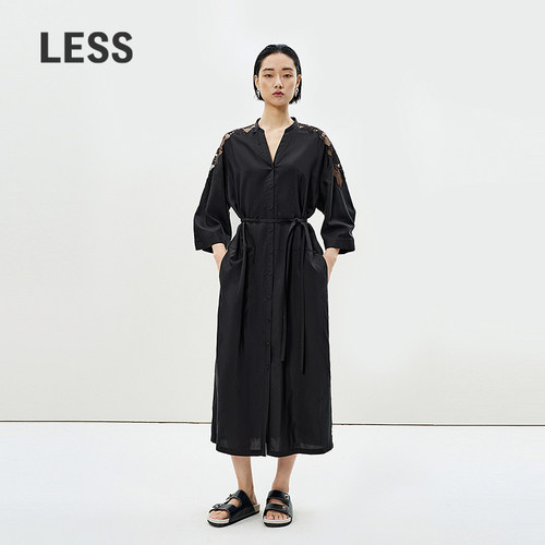 LESS蕾丝拼接绣花连衣裙