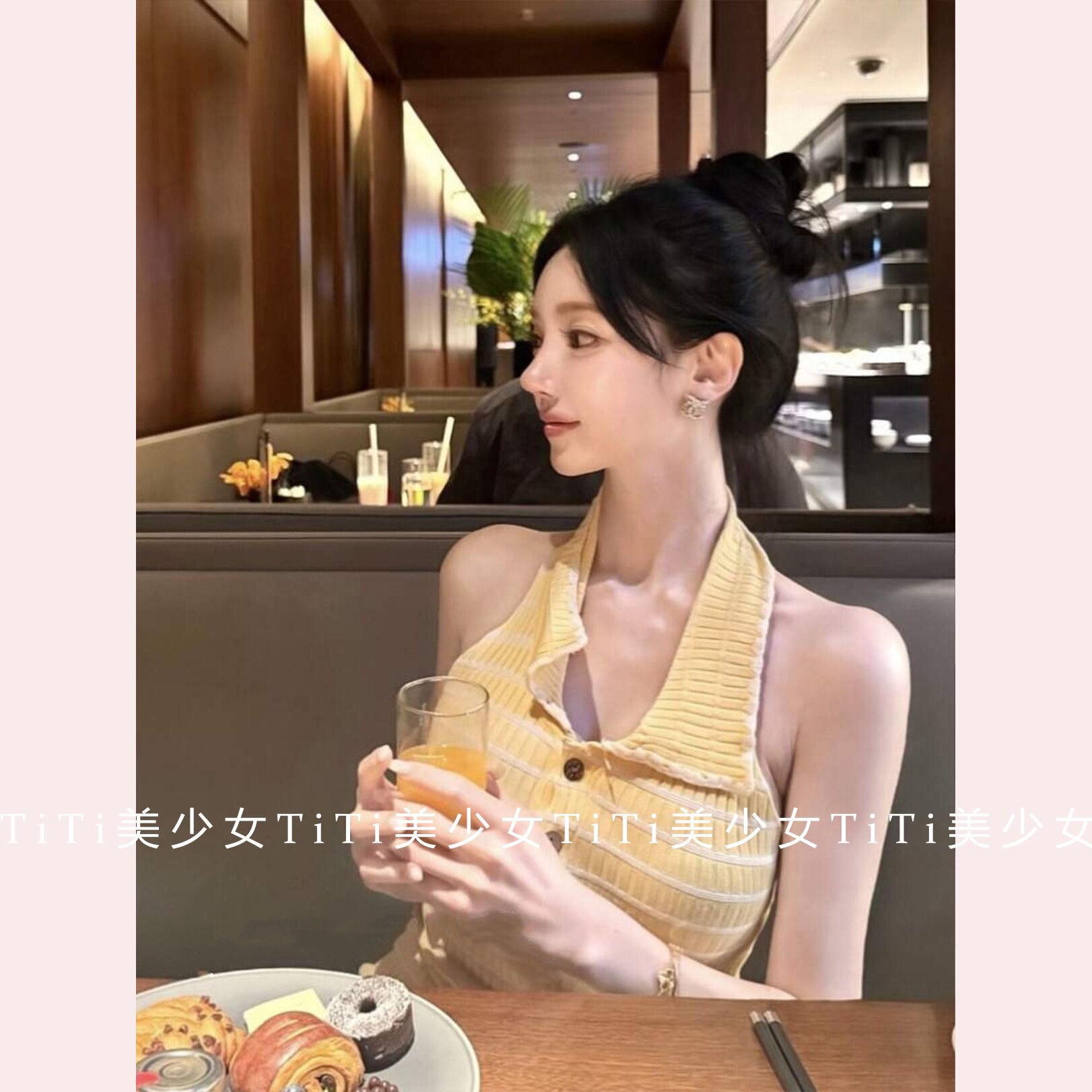 【TiTi美少女】纯欲风露背包臀挂脖针织短裙子女夏条纹紧身连衣裙