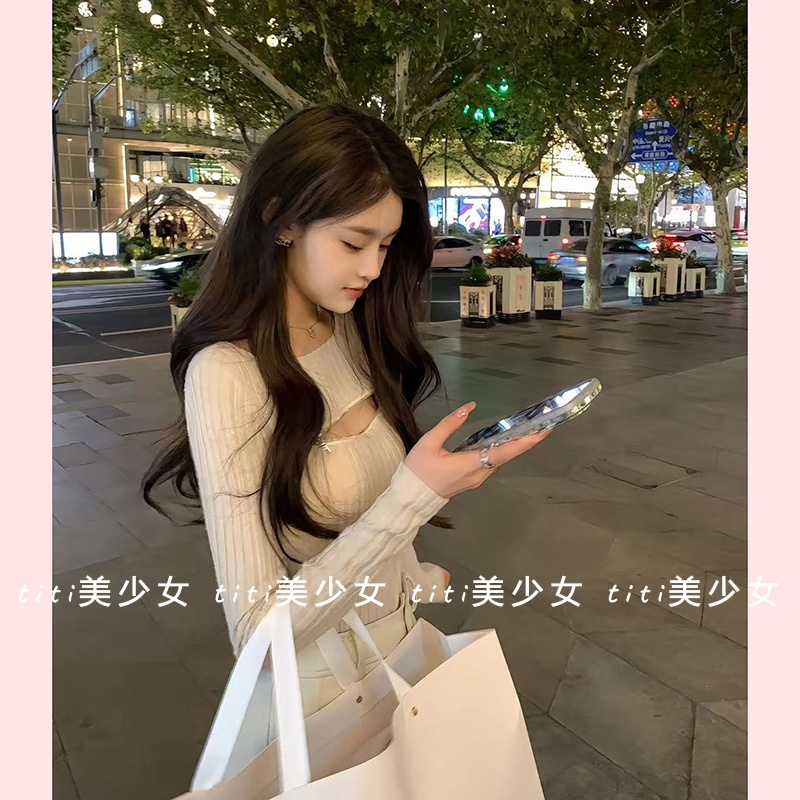 【TiTi美少女】纯欲显胸辣妹修身胸前拉链镂空针织上衣秋冬打底衫
