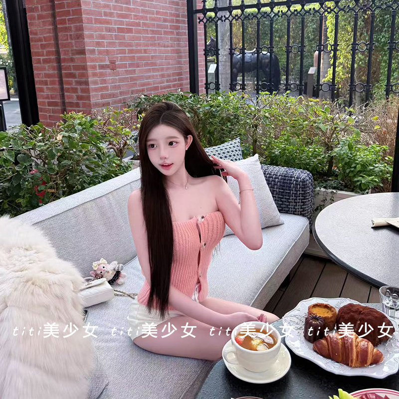 【TiTi美少女】春季纯欲风单排扣一字肩抹胸显胸百搭毛线针织上衣,女装/女士精品,大码内搭,淘宝优惠券,粉丝福利购,淘宝优惠卷