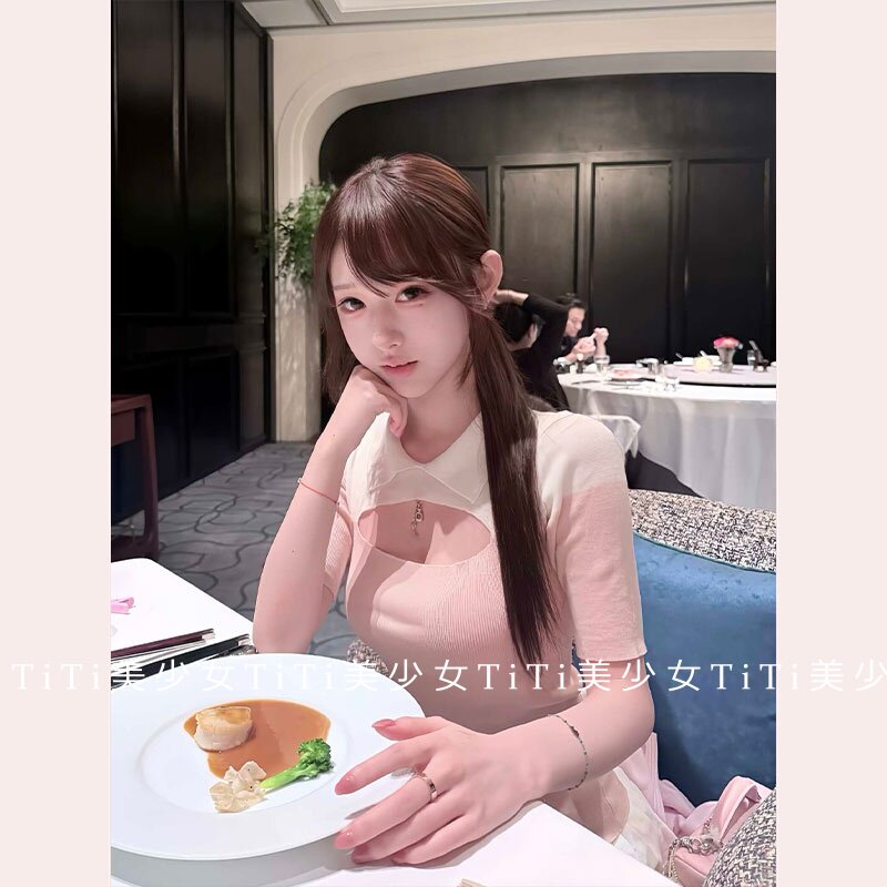 【TiTi美少女】纯欲兔系少女俏皮可爱甜美气质针织粉白色上衣打底