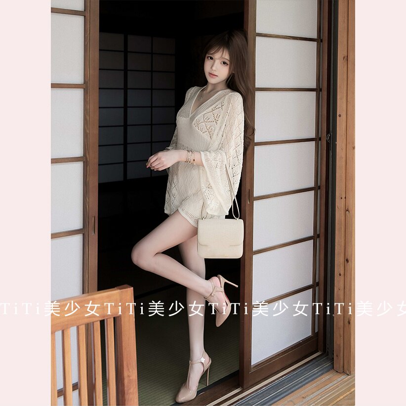 【TiTi美少女】早秋镂空钩花防晒衫女中长款V领喇叭袖针织衫上衣