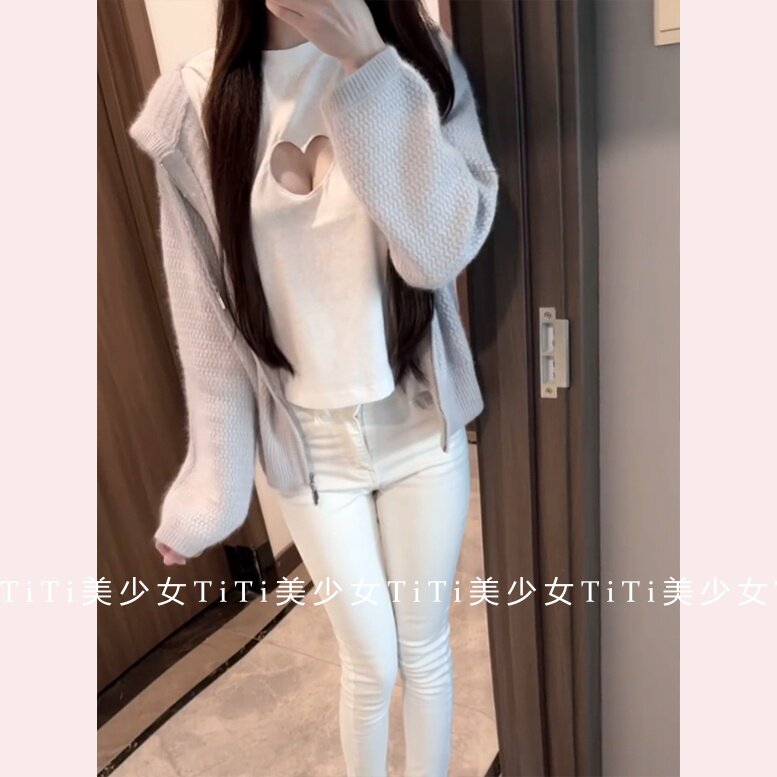 【TiTi美少女】纯欲风 skim心形挖空短款T恤百搭修身打底上衣女装