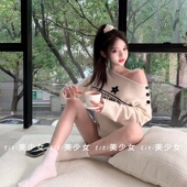 纯欲小香风五角星提花字母撞色肩扣针织衫 TiTi美少女 露肩毛衣