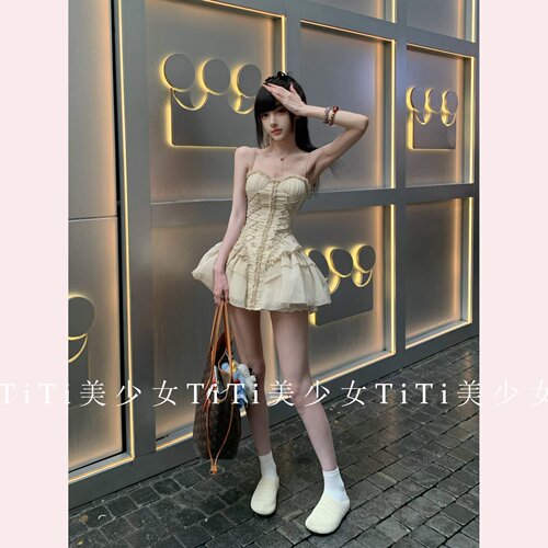 纯欲风重工网纱连衣裙