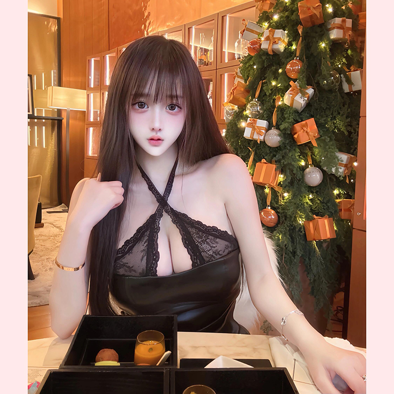 秋季蕾丝拼接打底显瘦连衣裙