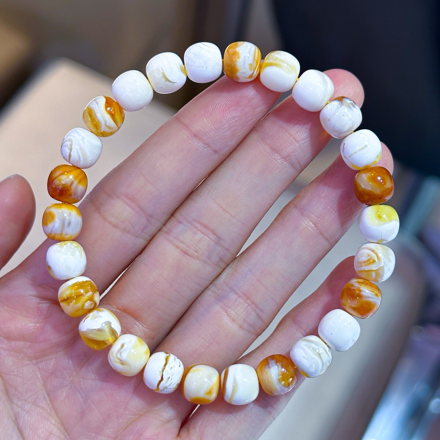 正品天然俄料精品金橘瓷白彩沁溶洞蜜蜡8mm老型手链文玩珠宝饰品