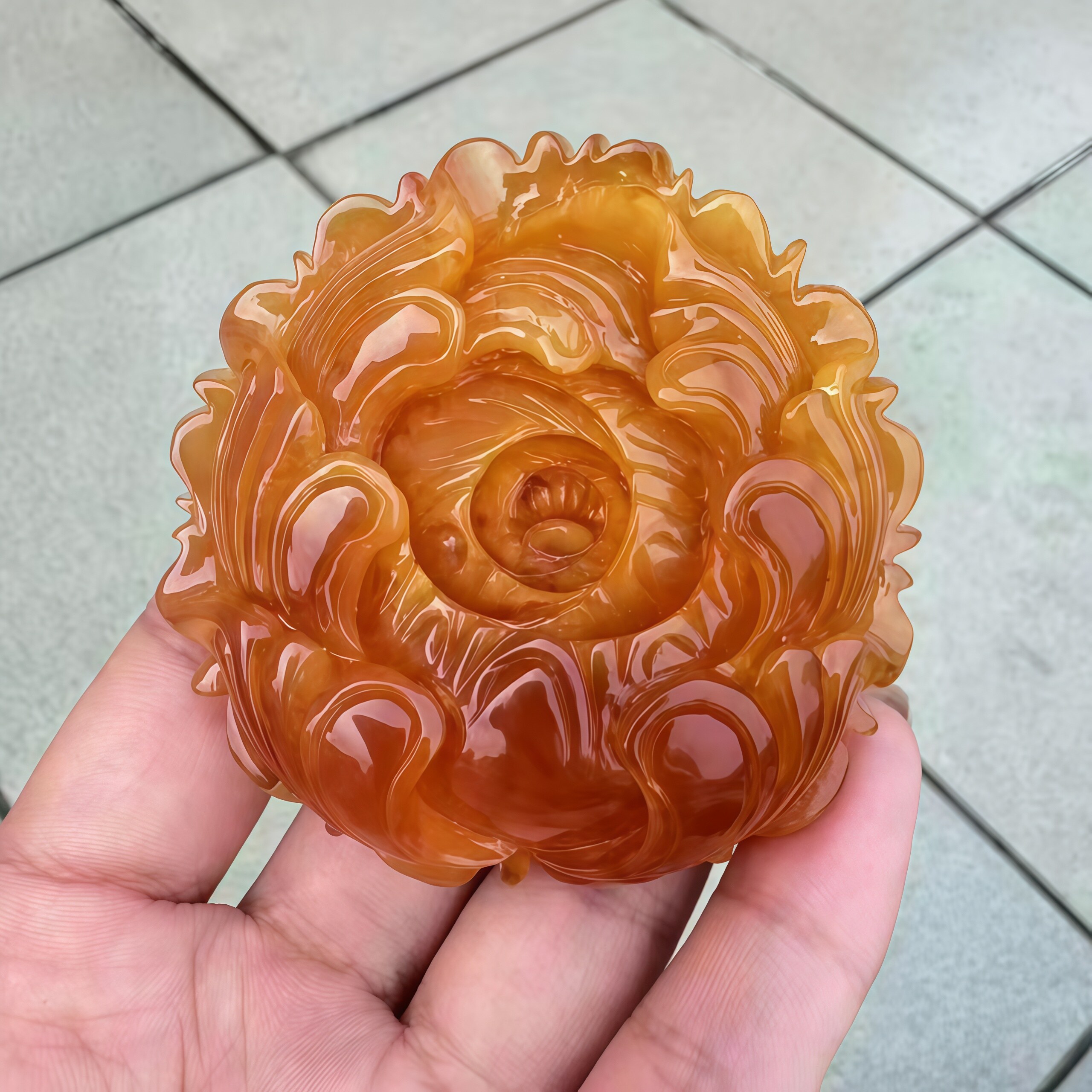 正品天然俄料蜜蜡牡丹花吊坠花开富贵挂饰女款文玩收藏珠宝饰品