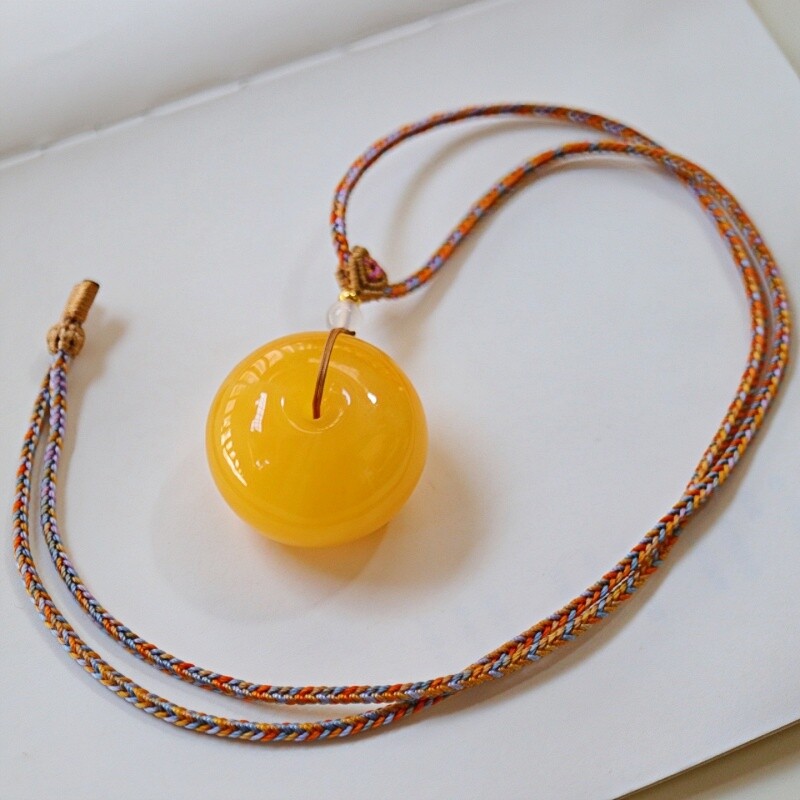 正品天然俄料精美鸡油黄蜜蜡 公主扣 吊坠男女款时尚文玩珠宝饰品