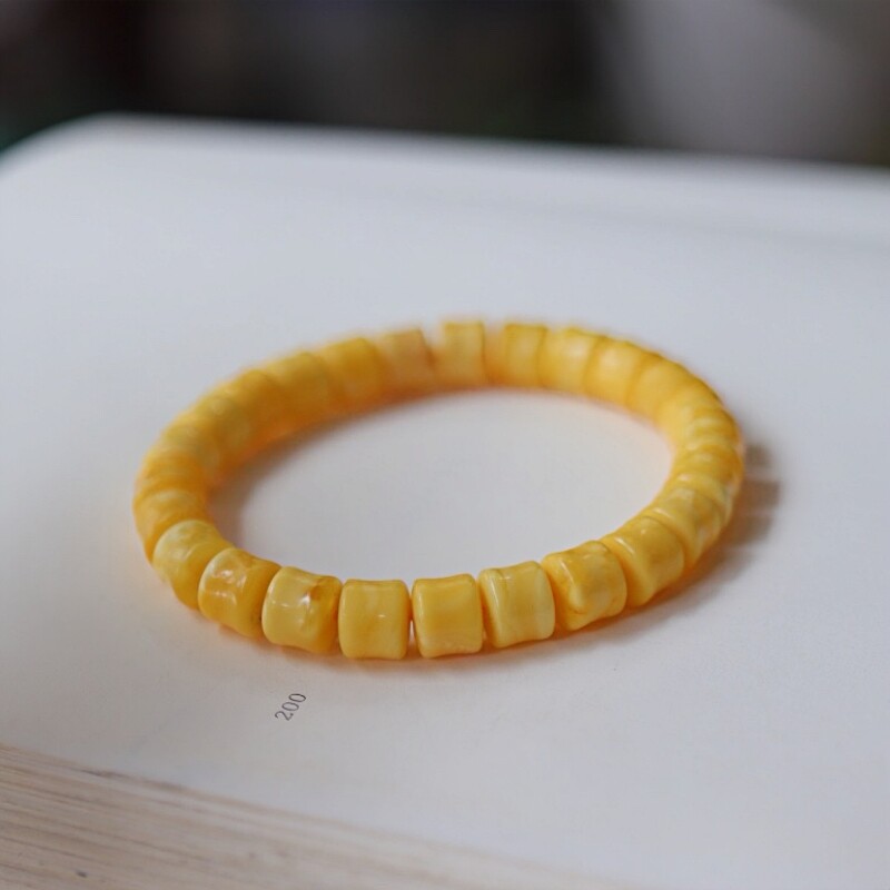 正品天然俄料高品质小年份白蜡蜜蜡女款手串文玩收藏珠宝饰品