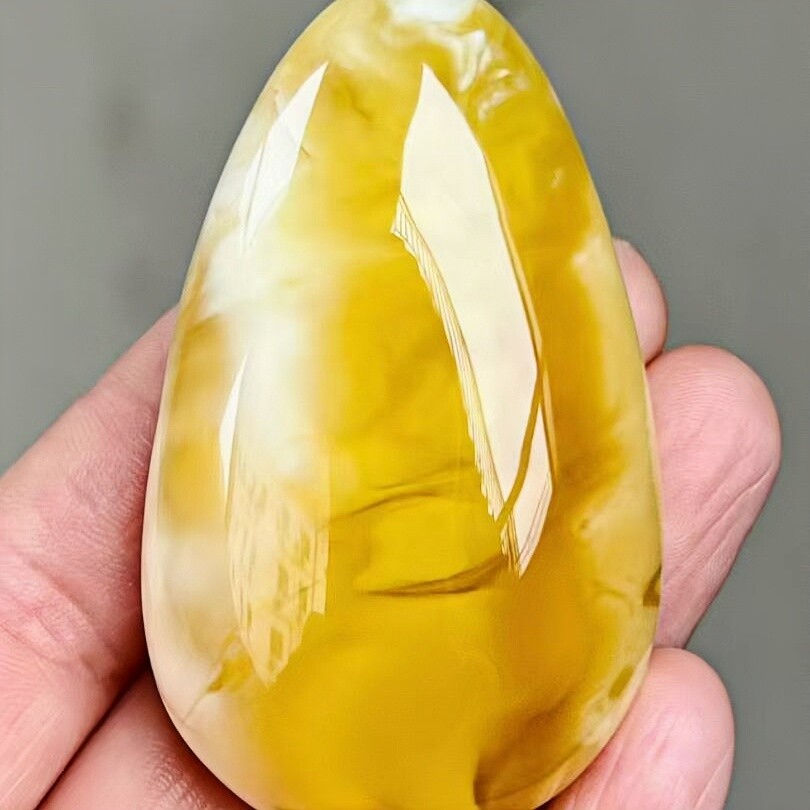 正品天然俄料精品金瓷白妖孽溶洞水滴大吊坠挂件文玩收藏珠宝饰品