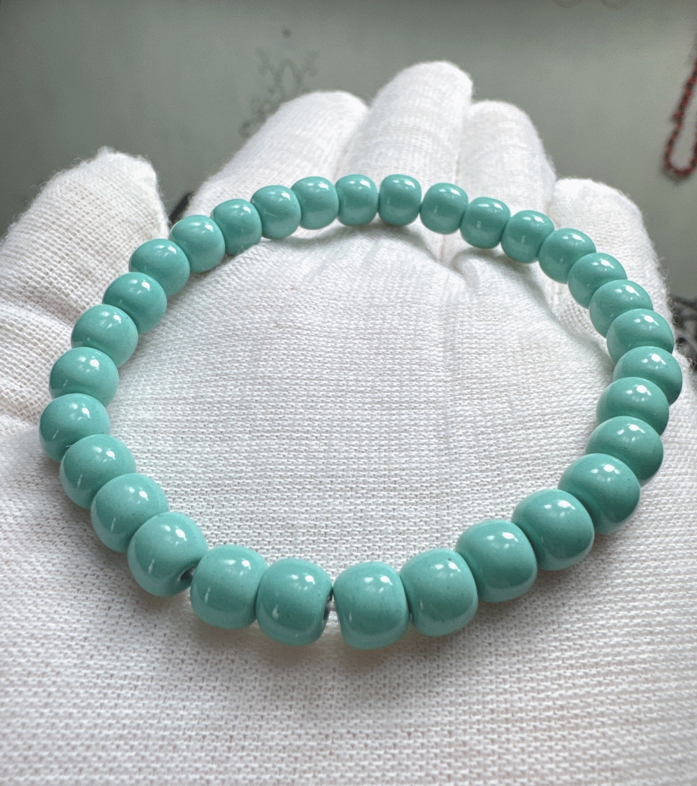 湖北原矿高瓷7mm果冻料绿松石老型手串手链圆珠散珠桶配珠