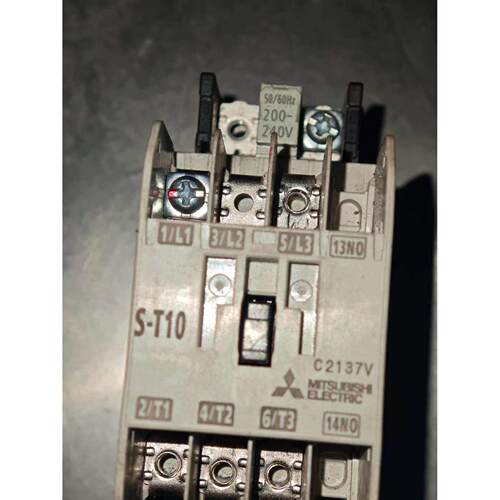 接触器 S-T10