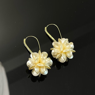 铜合金8024复古百搭时尚耳饰