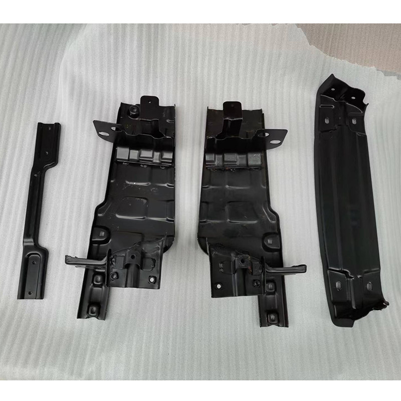 长丰猎豹Q6后保险杠安装骨架