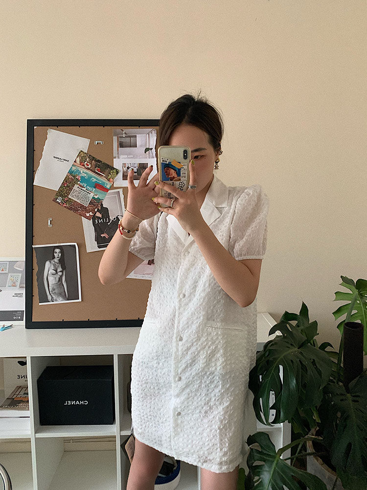 轻氛围泡泡袖西装翻领裙小清新短款碎花连衣裙女夏