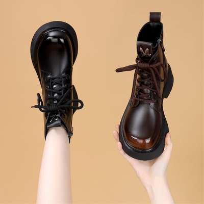 厚底马丁靴女款2025秋冬季新款英伦风显脚小加绒保暖短靴大码4142