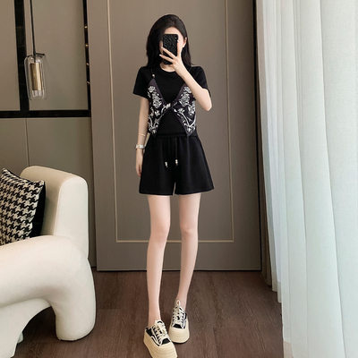 设计感不撞款套装女夏小个子短袖短裤时尚两件套40减龄穿搭一整套