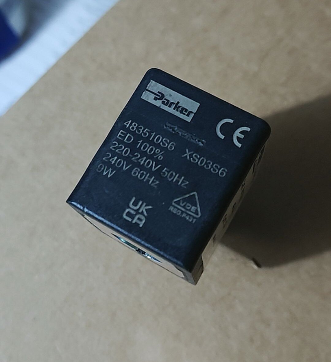 派克483510S6 XS03S6 ED100%220-240V 9W电磁阀气动控制阀线圈