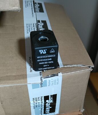 原装parker派克电磁阀线圈491514C2 D4B  24V