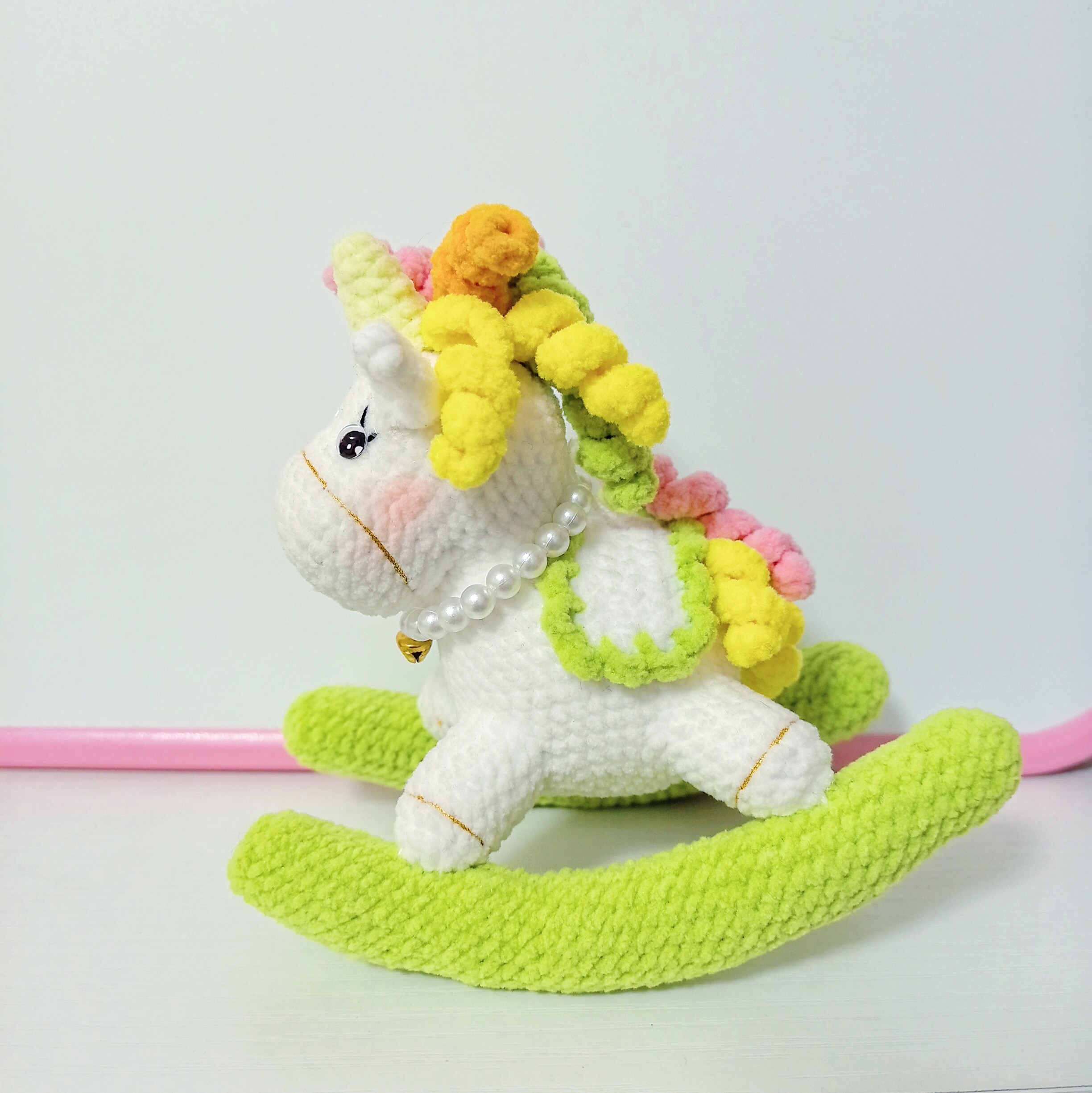 现货 木马玩偶桌面摆件可爱小马卡通动物创意礼品送朋友