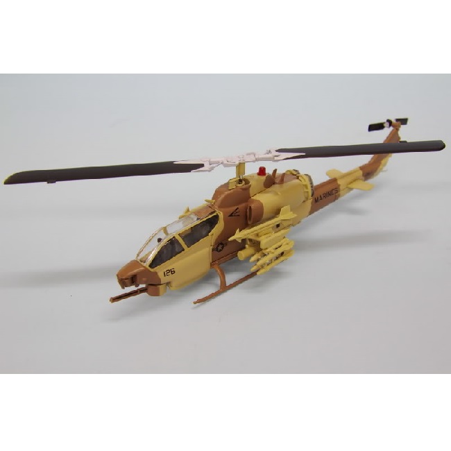 IXO 1/72美国 AH-1W超级眼镜蛇武装直升机海湾战争台湾装备