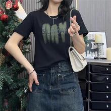 正肩短袖t恤女士夏季2025新款高端欧货爆款大码短款印花上衣外穿