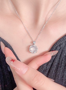 品质闪亮玉髓圆环项链女微镶锆石高级感时尚百搭吊坠环保电镀项饰