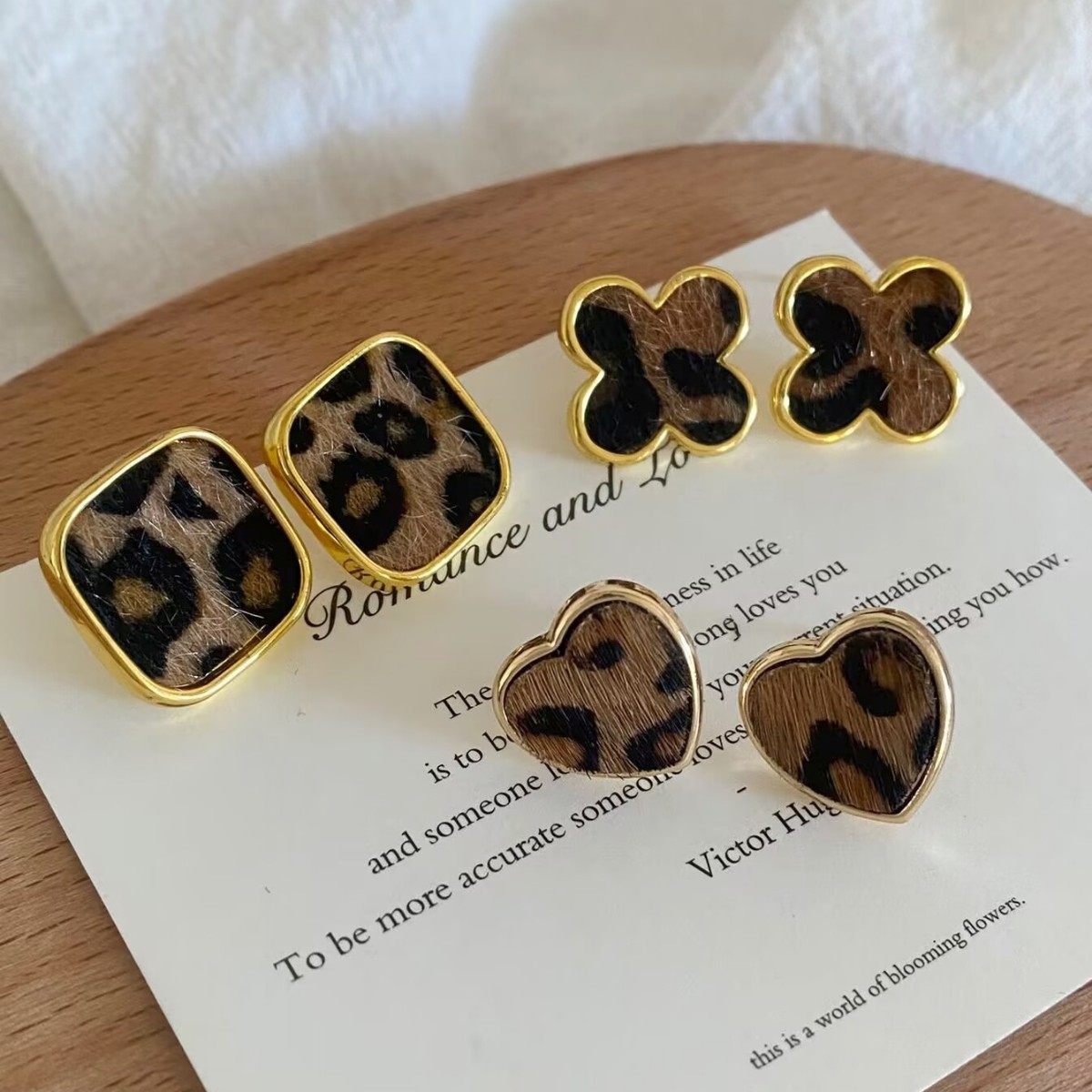 秋冬豹纹花朵爱心耳钉女气质复古简约高级感个性时尚百搭耳环耳饰,饰品/流行首饰/时尚饰品新,耳环,淘宝优惠券,粉丝福利购,淘宝优惠卷