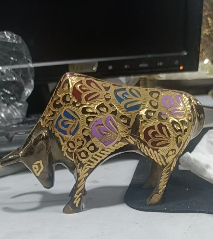 巴基斯坦生肖牛工艺品