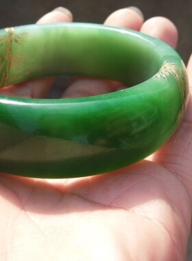 内径颜色鲜艳鉴定证书碧玉手镯