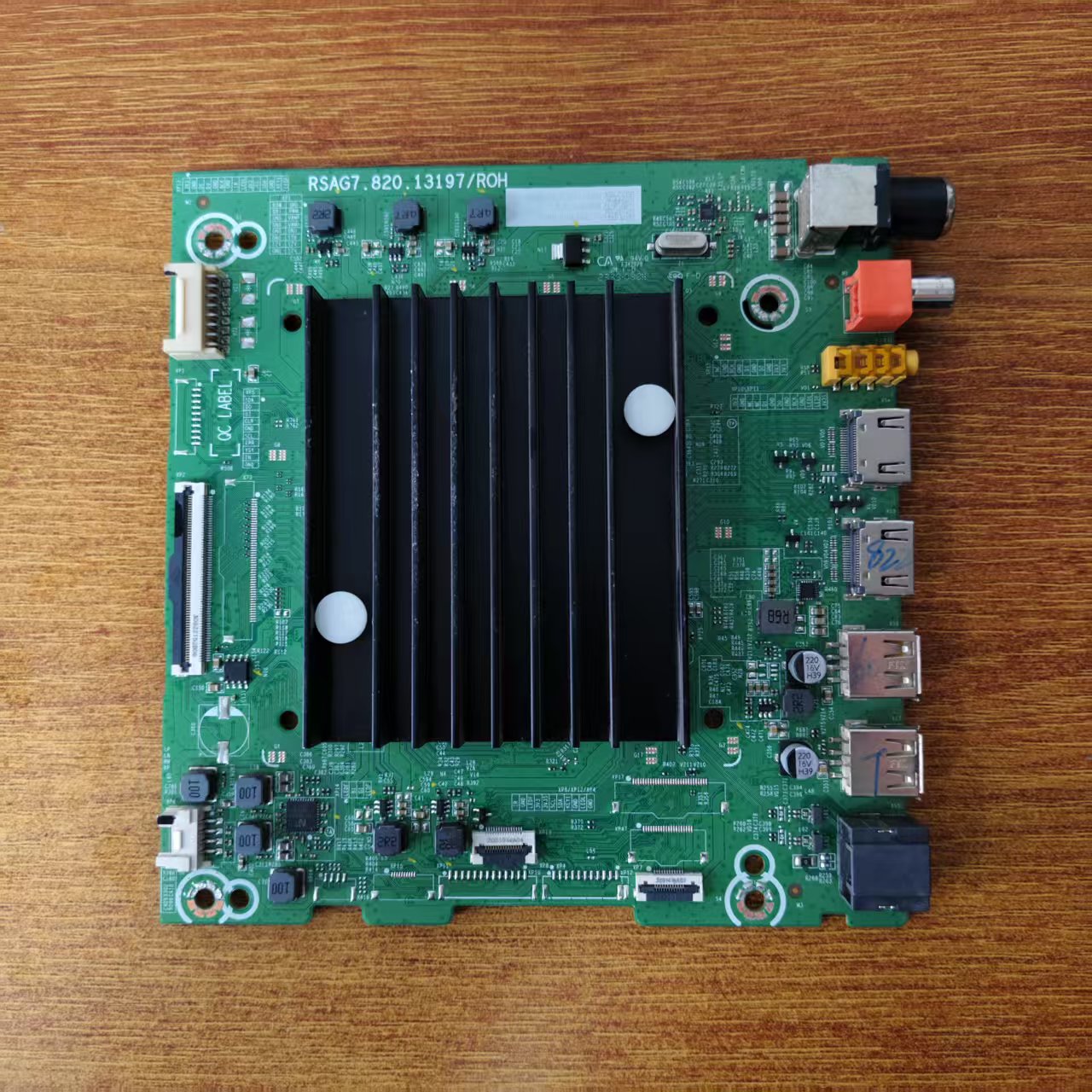 原装 实拍 海信75E3H电视主板RSAG7.820.13197屏HD750H1U71测试好