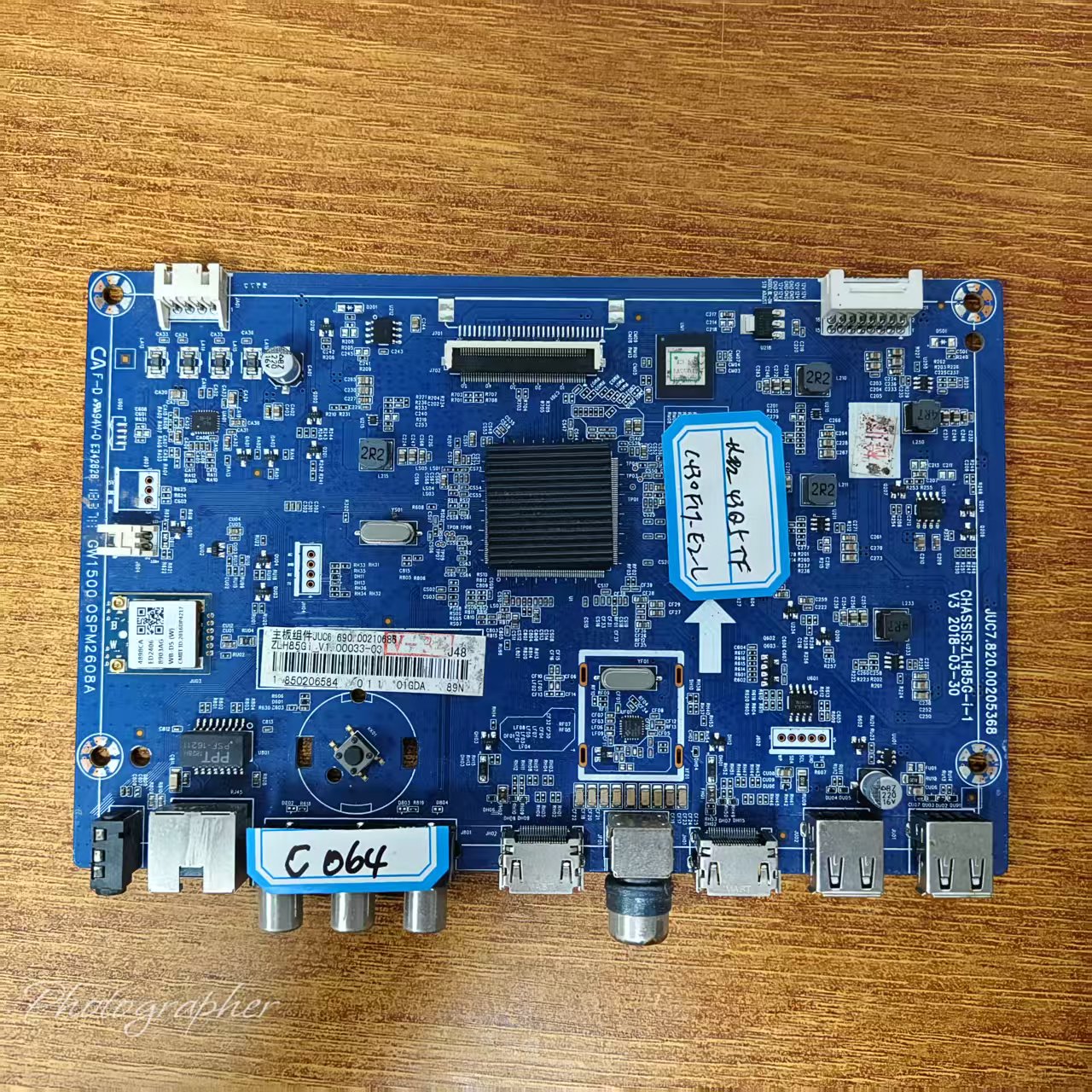 长虹 43Q5TF液晶电视主板JUC7.820.00205368屏C430F17-E2-L测试好