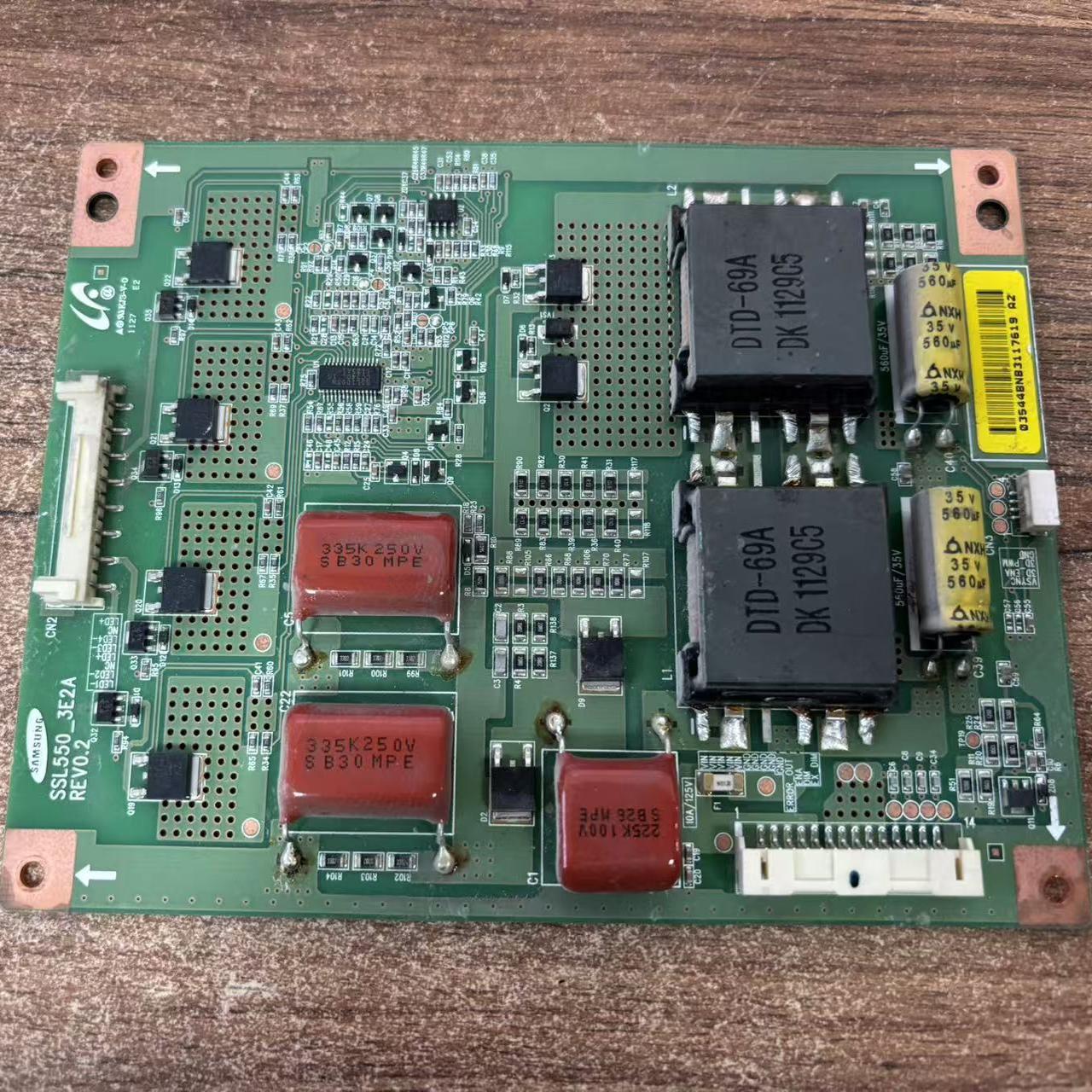 SSL550-3E2A电视恒流板