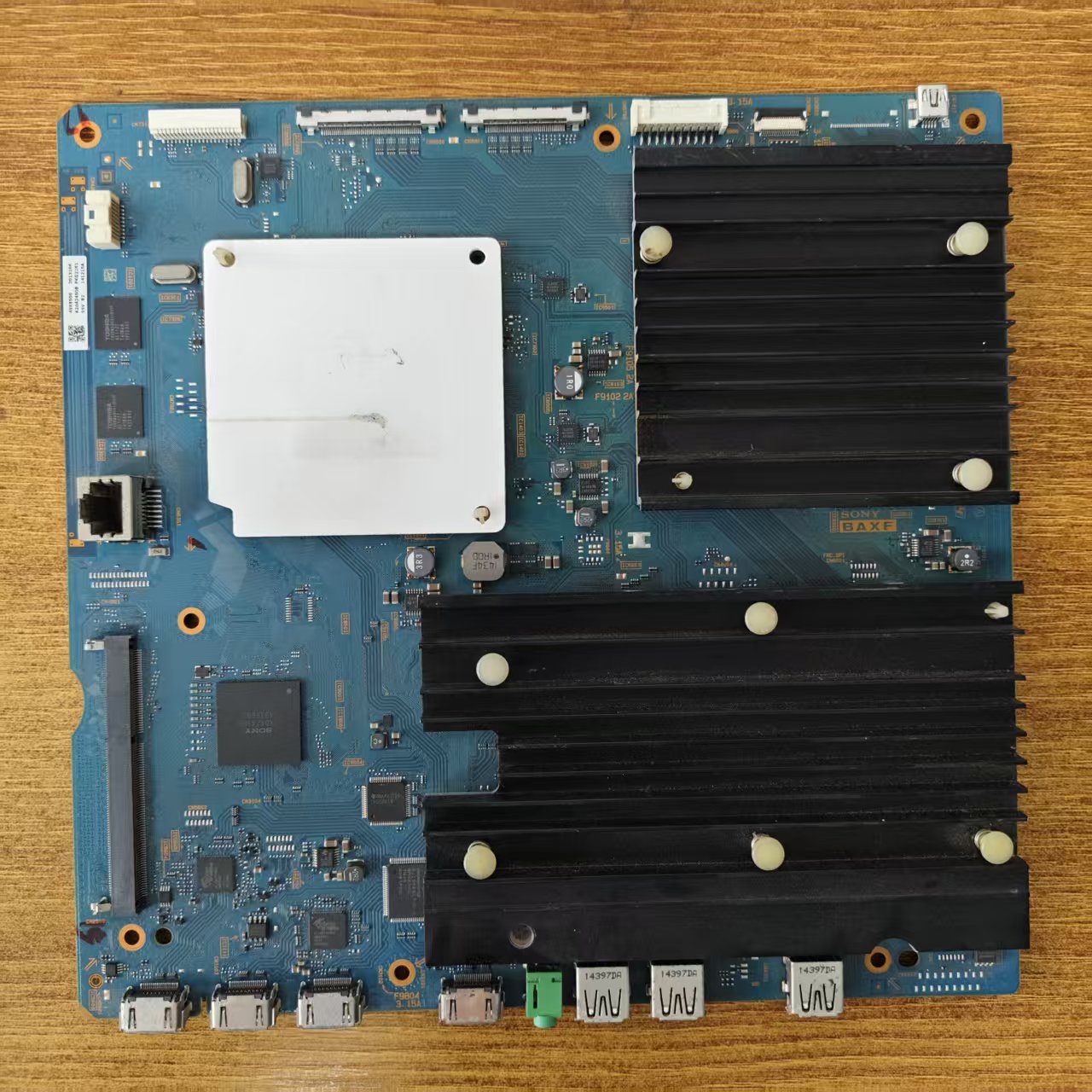 索尼KD-49X8500B电视主板