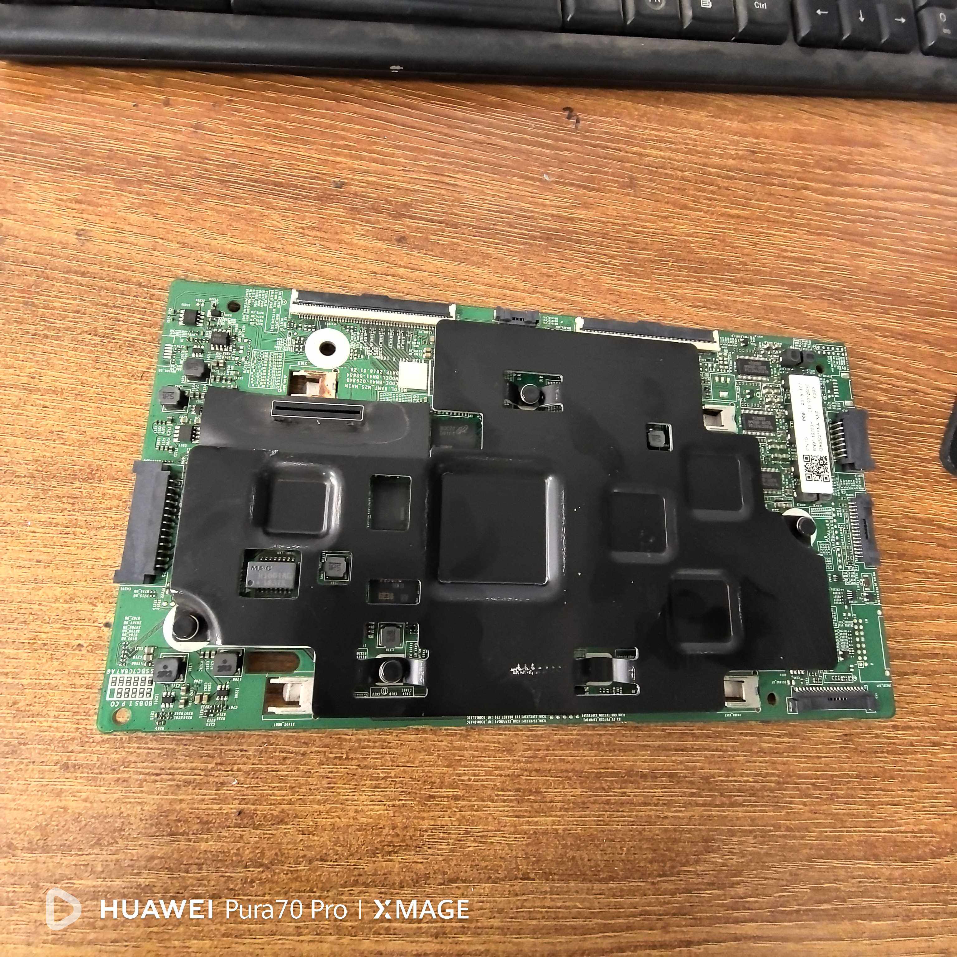 三星QA65Q7FNAJXXZ主板