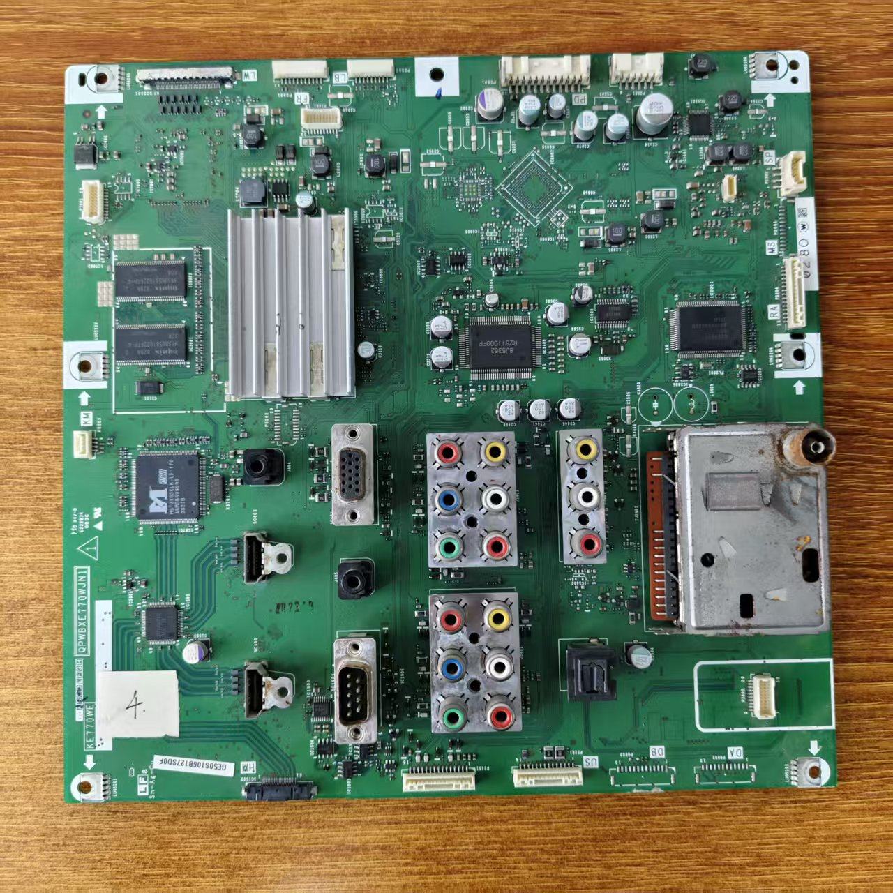 夏普LCD-46GE50A电视主板